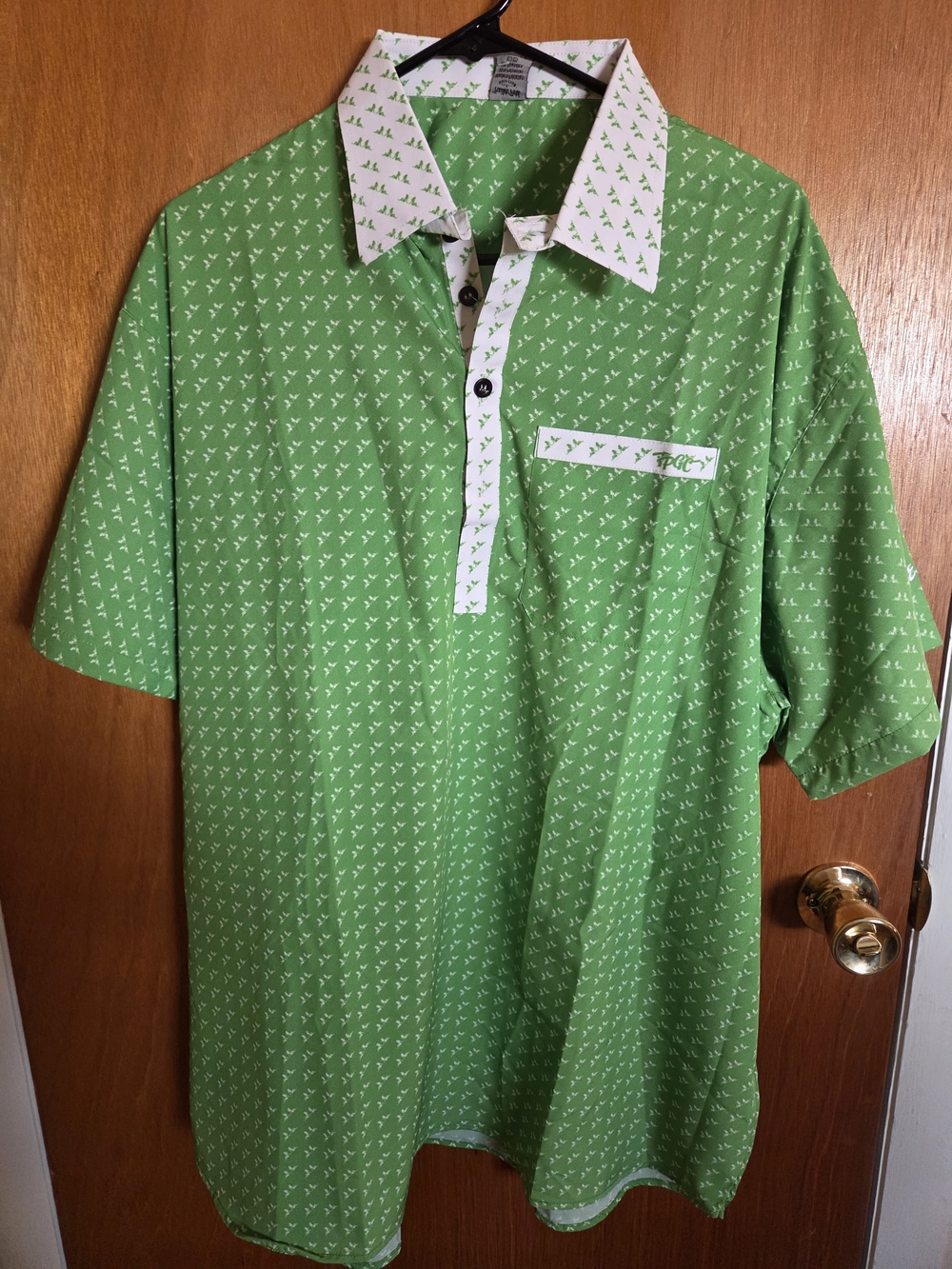 Green Short-Sleeve Polo with White Contrast Collar